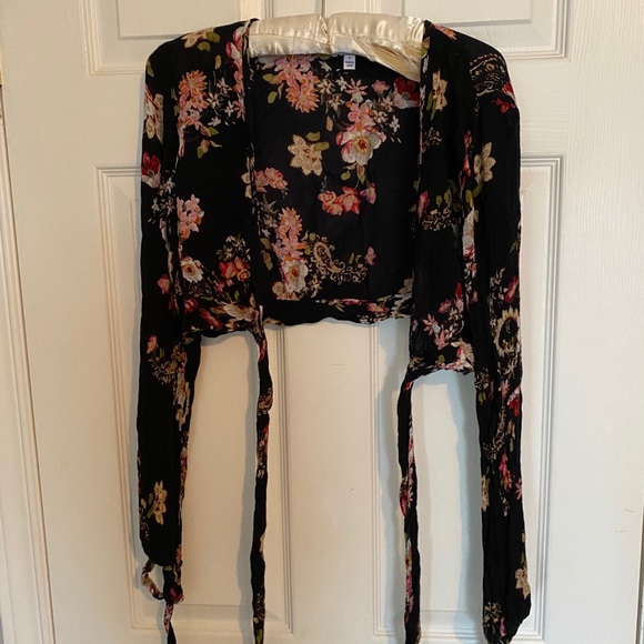 Patrons of Peace Tie Floral Shirt S - Picture 2 of 3